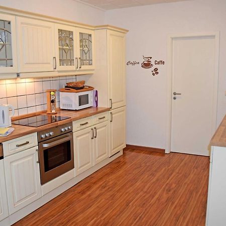 Baaber Ferienhaus Mit Terrasse Und Exteriör bild