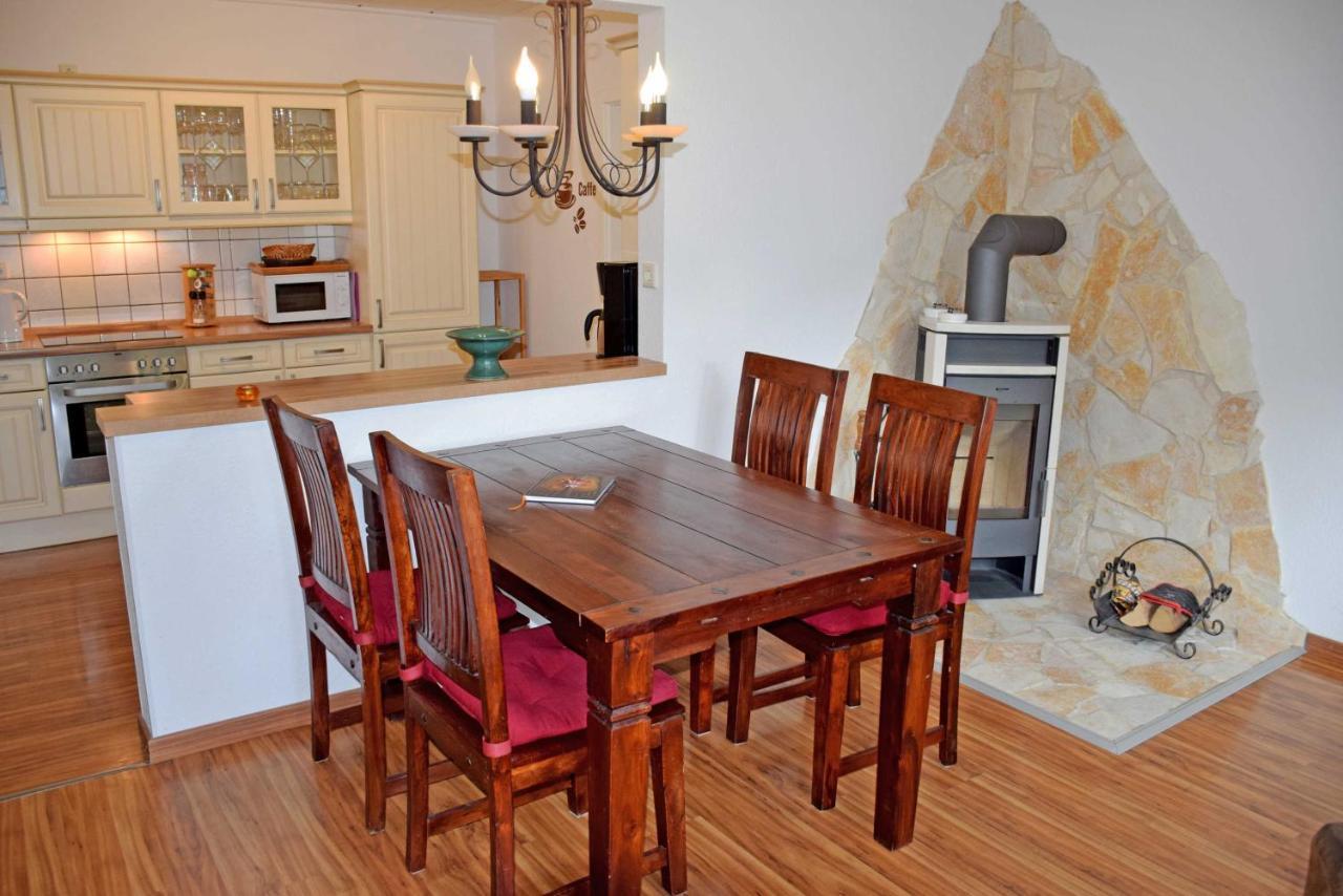 Baaber Ferienhaus Mit Terrasse Und Exteriör bild