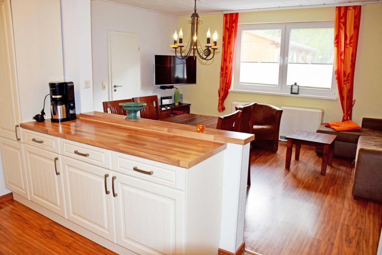 Baaber Ferienhaus Mit Terrasse Und Exteriör bild